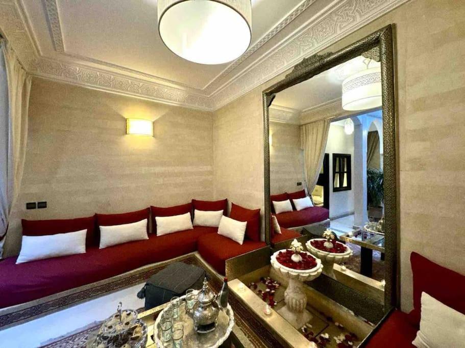 Riad Art De Vivre Avec Jacuzzi Marrakesh Luaran gambar
