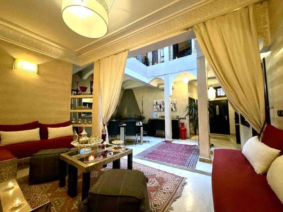 Riad Art De Vivre Avec Jacuzzi Marrakesh Luaran gambar