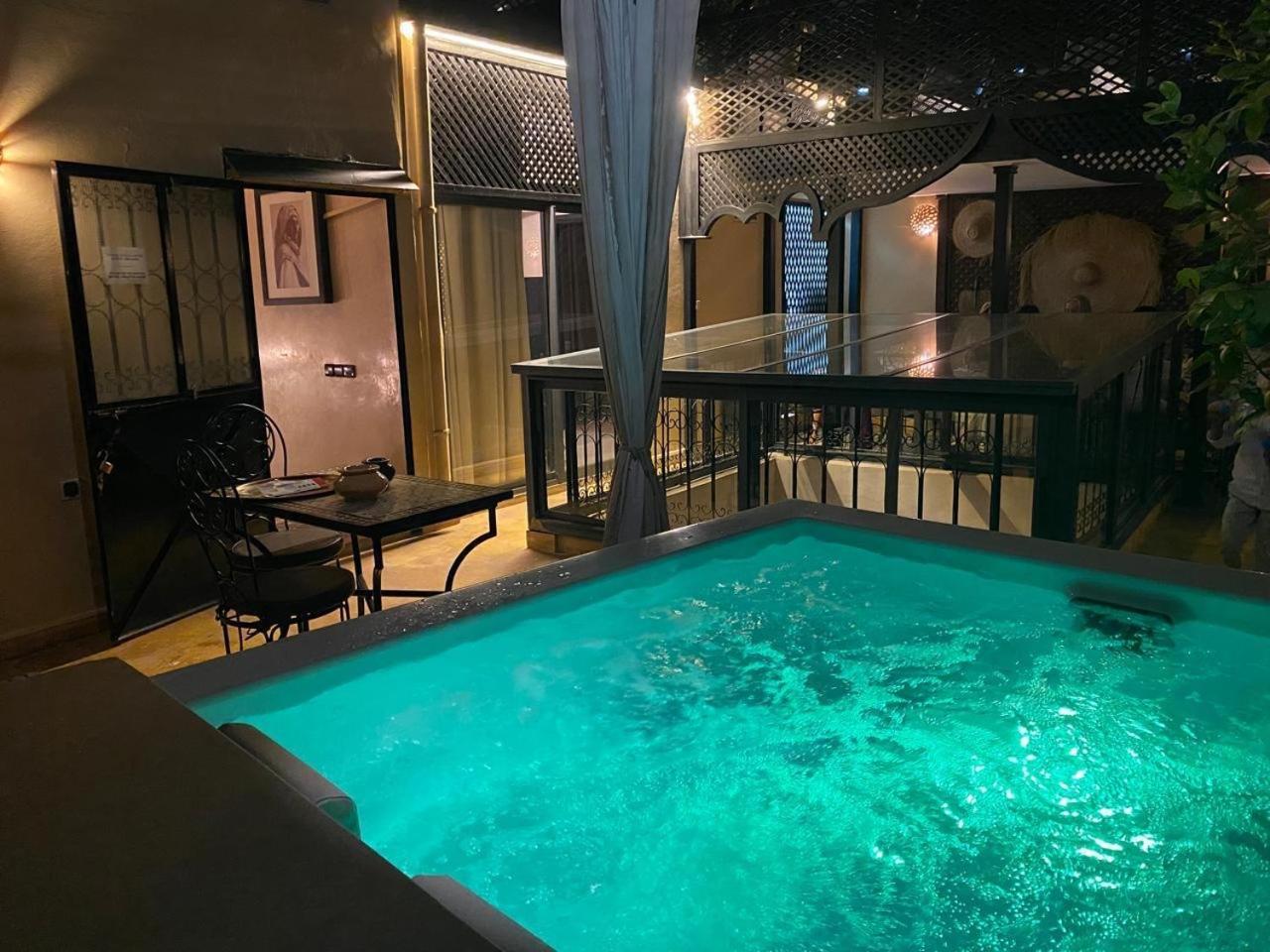 Riad Art De Vivre Avec Jacuzzi Marrakesh Luaran gambar