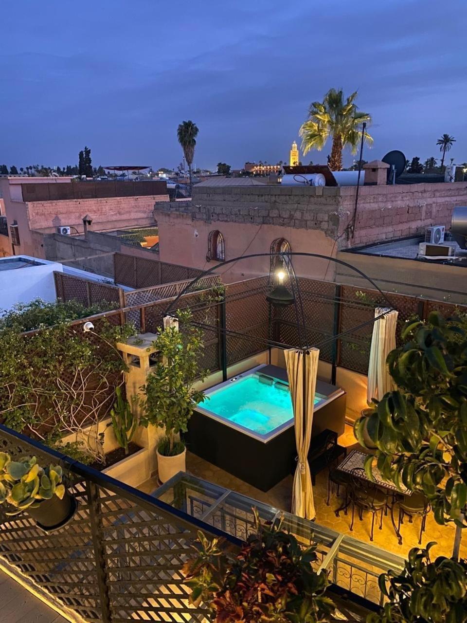 Riad Art De Vivre Avec Jacuzzi Marrakesh Luaran gambar